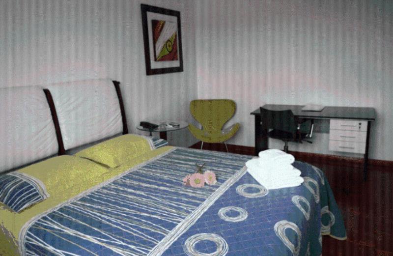 Cristal Executive Hotel Francisco Beltrão الغرفة الصورة