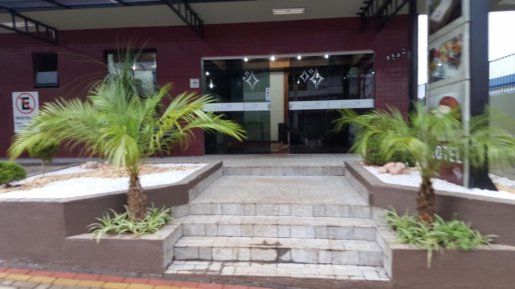 Cristal Executive Hotel Francisco Beltrão الغرفة الصورة